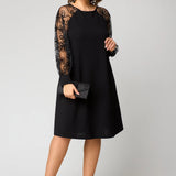 Natalie - Elegant Lace Dress