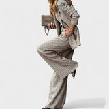 Molly - Elegant Outfit