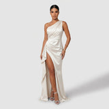 Phoebe - Elegant Maxi Dress