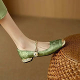 Frieda – Classic Strap Shoes with an Elegant Look
